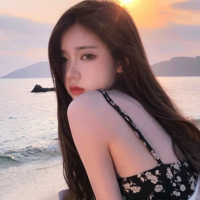 白桃少女jk居家日常