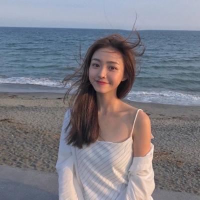 金靖官宣怀孕