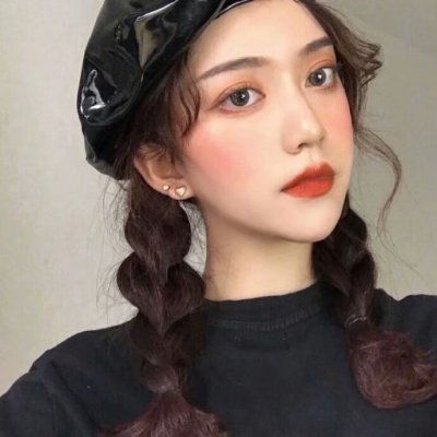 奶白小汽车