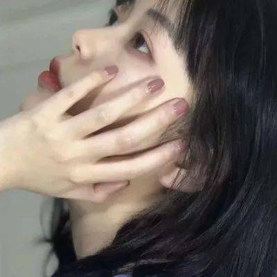 街头滑板男女