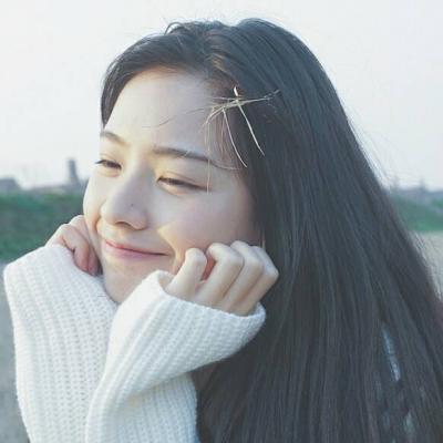 运输木头大卡车