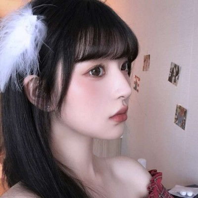 白丝袜美腿 玉足下体喷水精品黄色网站