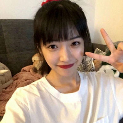 绿光猴滑冰